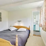 Three-bedroom In סטגה