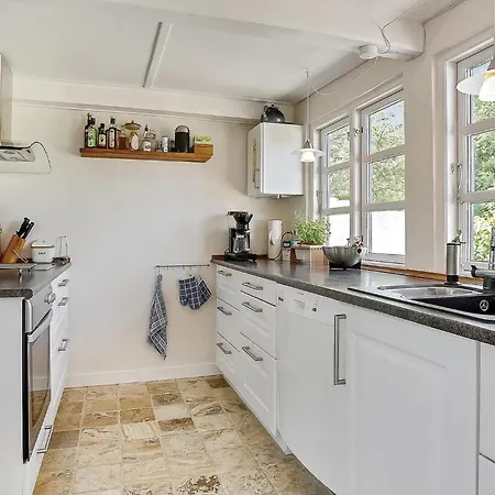 Three-bedroom In Nyaraló *